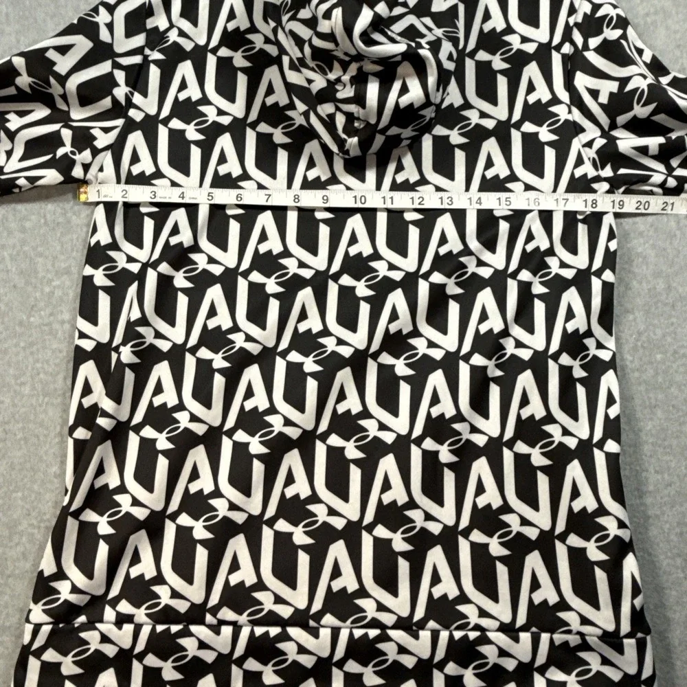 Under Armour Boys YXL XL Graphic Print Logo Black White Hoodie Pullover Shirt 18